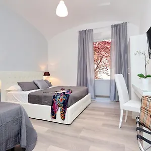 https://st-peter-vatican-house.it-romehotels.com